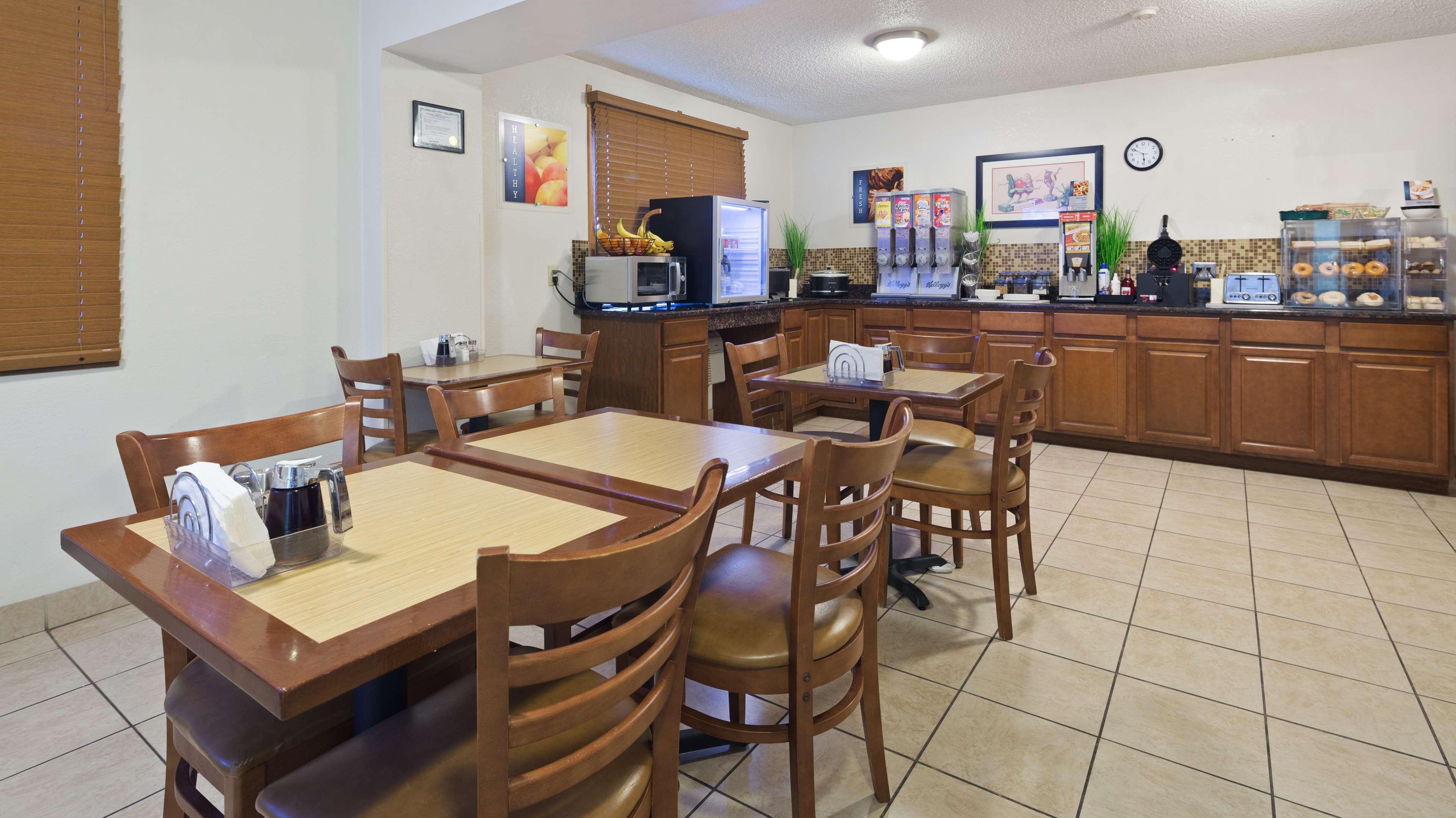Best Western Mount Pleasant Inn Ngoại thất bức ảnh